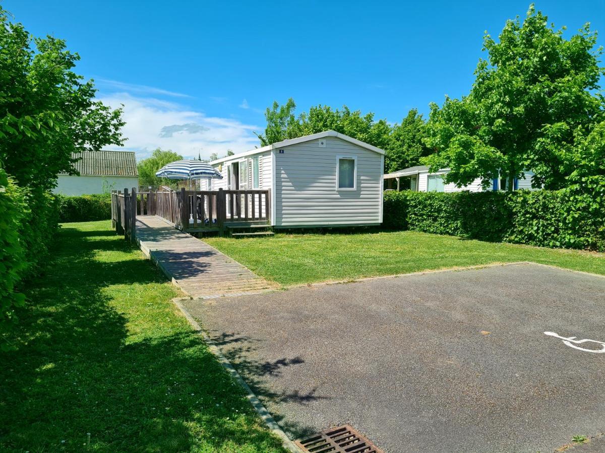 Resort & Camping - Val De Braye Besse-sur-Braye Exterior photo