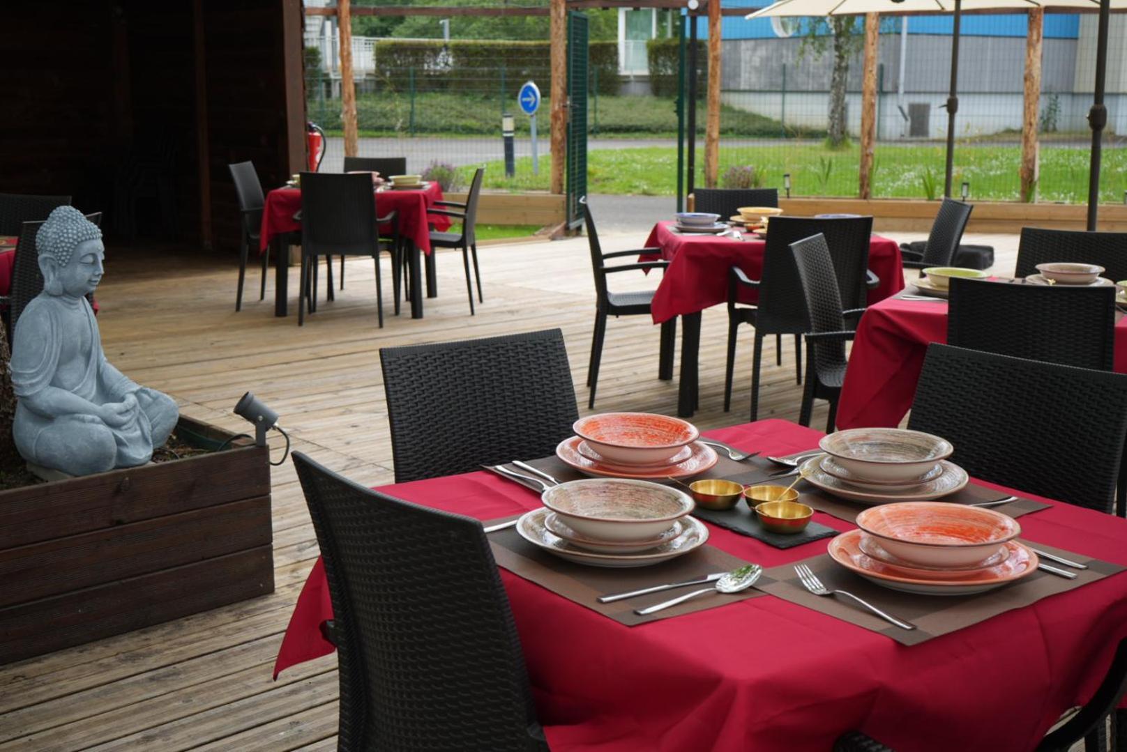 Resort & Camping - Val De Braye Besse-sur-Braye Exterior photo